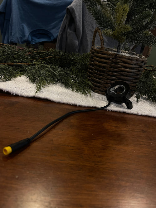 3 Pin thumb throttle male